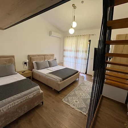 Salillari & Restaurant