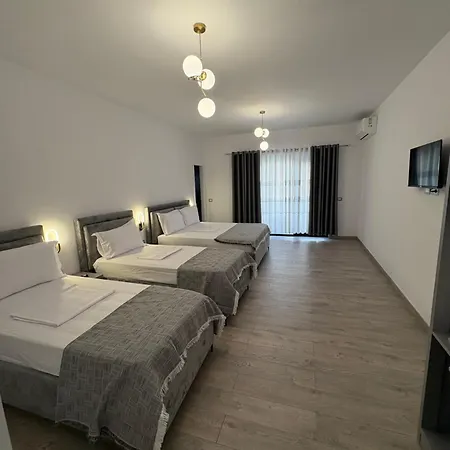 게스트하우스 Salillari & Restaurant 베라트