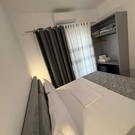 게스트하우스 Salillari & Restaurant