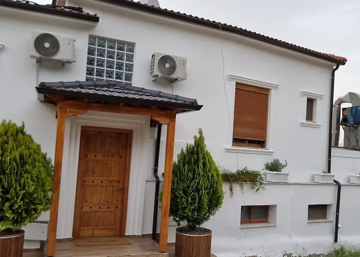 Salillari Guest House & Restaurant 4* Berat