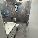 Salillari & Restaurant Vendégház 4*