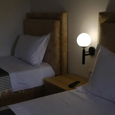 Guest house Salillari *