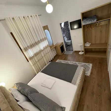 Salillari & Restaurant Гостевой дом 4*