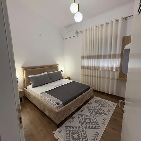 Πανσιόν Salillari *