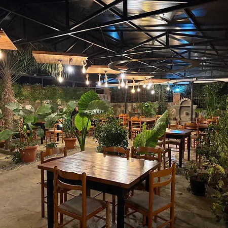 Guest house Salillari