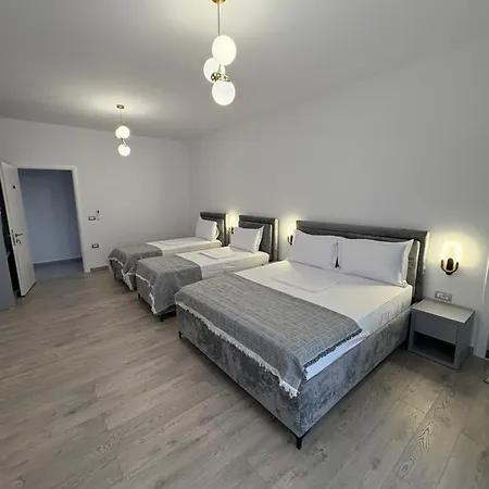 Salillari & Restaurant