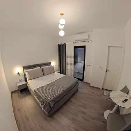 Salillari & Restaurant 3* בראט