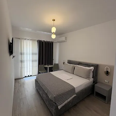 بيت ضيافة Salillari & Restaurant 3*