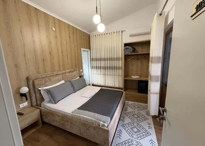Πανσιόν Salillari Guest House & Restaurant