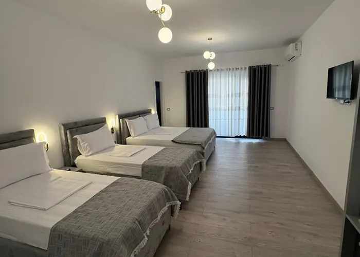 Πανσιόν Salillari Guest House & Restaurant Μπεράτ