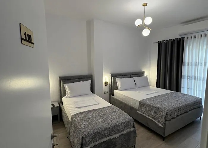 Salillari Guest House & Restaurant 4*