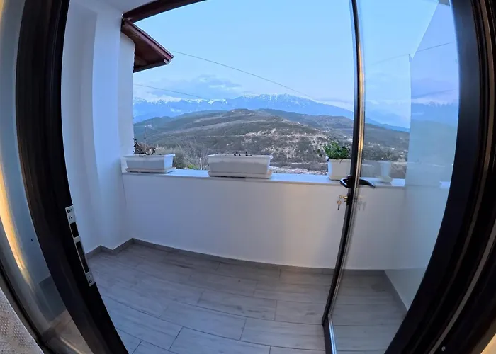 Salillari & Restaurant Penzion Berat